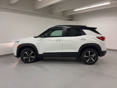 Used 2023 Chevrolet TrailBlazer RS w/ Convenience Package AWD/4WD image 4