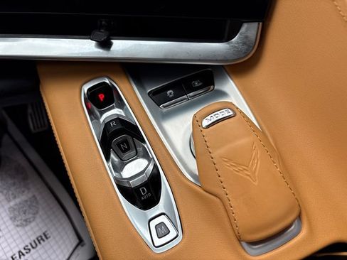 Used 2020 Chevrolet Corvette Stingray Preferred Cpe w/ 2LT Preferred Equipment Group RWD image 25