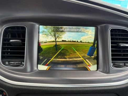 Used 2019 Dodge Charger Scat Pack image 10