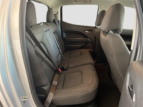 Used 2017 Chevrolet Colorado LT w/ LT Convenience Package image 26