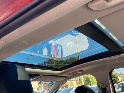 Used 2022 Kia Sorento S w/ Panoramic Sunroof Package image 22