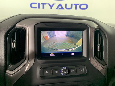 Used 2022 Chevrolet Silverado 1500 Custom w/ Safety Confidence Package AWD/4WD image 24