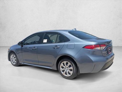 Used 2025 Toyota Corolla LE FWD image 7