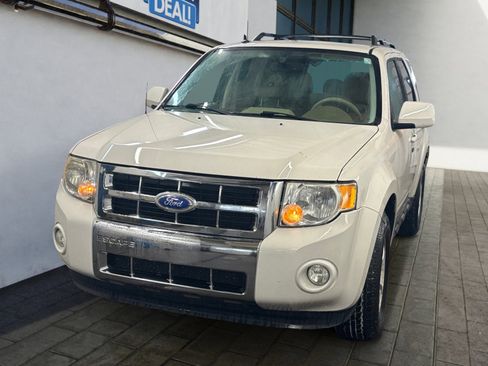 Used 2012 Ford Escape Limited image 3