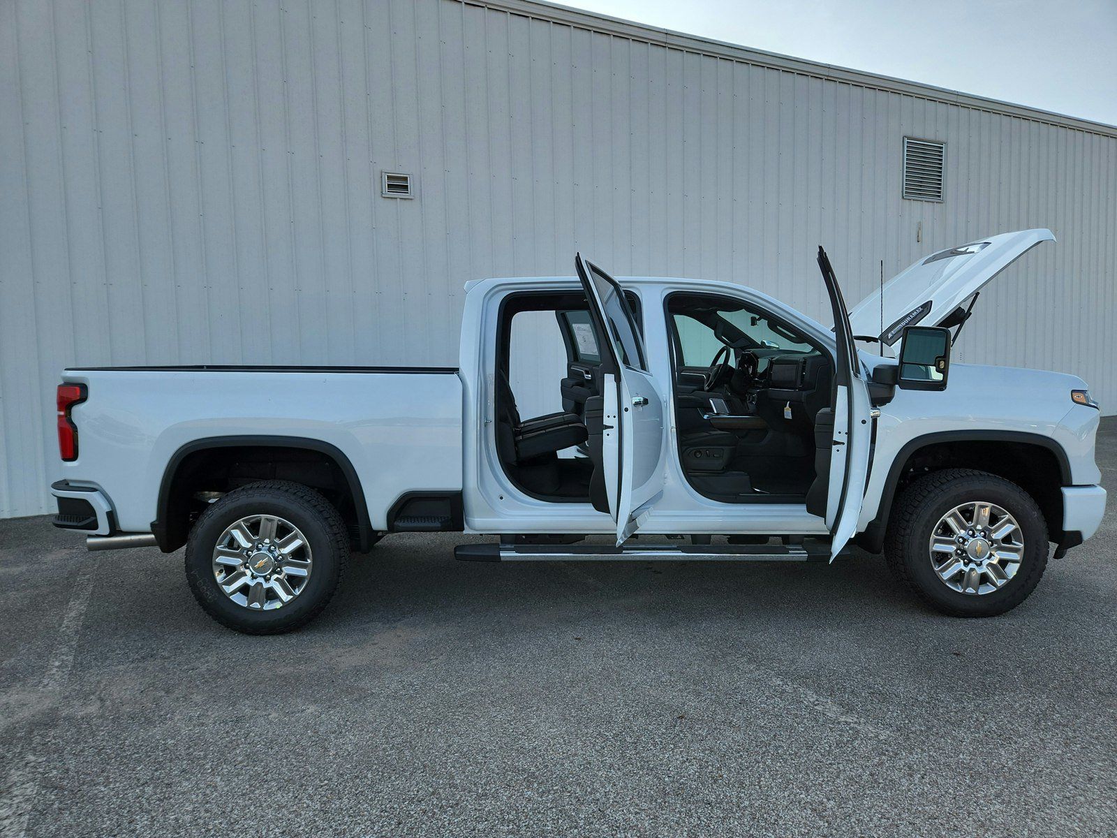 New 2026 Chevrolet Silverado 2500 High Country w/ Technology Package AWD/4WD image 36