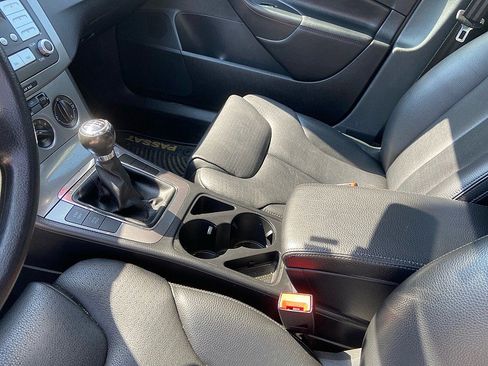 Used 2008 Volkswagen Passat 2.0T image 12