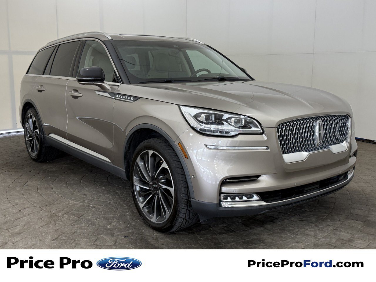 Used 2021 Lincoln Aviator Reserve w/ Equipment Group 202A AWD/4WD image 1