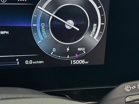 Used 2024 Kia Niro Wind FWD image 35