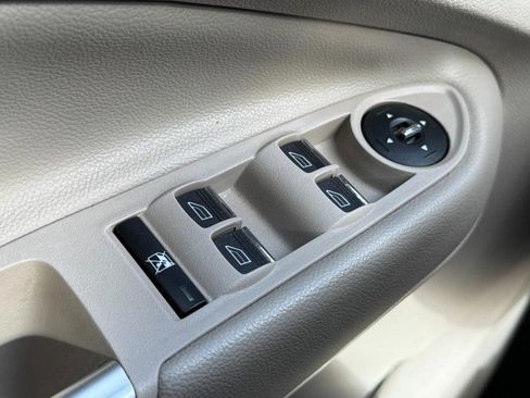 Used 2013 Ford Escape SEL image 23