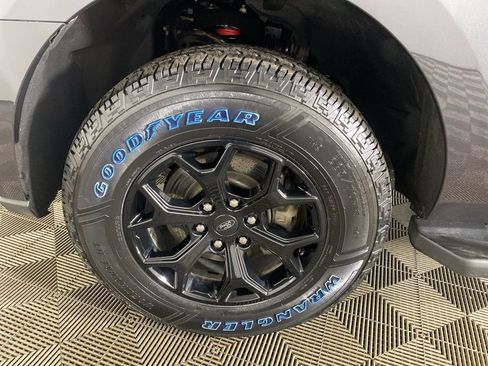 Used 2024 Ford Expedition Timberline image 16