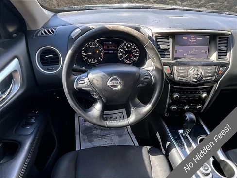 Used 2020 Nissan Pathfinder SV AWD/4WD image 5