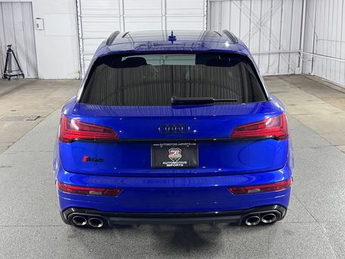 Used 2024 Audi SQ5 Prestige AWD/4WD image 12