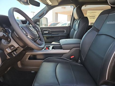 New 2026 RAM 3500 Laramie AWD/4WD image 18