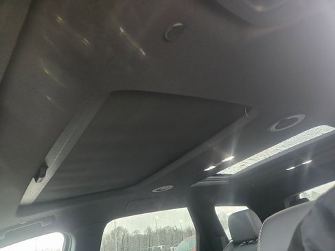 Used 2023 Buick Enclave Premium w/ Experience Buick Package image 11