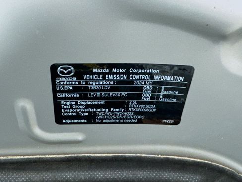 Used 2024 MAZDA MAZDA3 s image 20