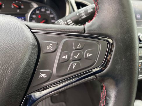 Used 2023 Chevrolet Equinox RS image 19