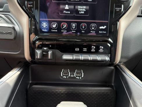 Used 2021 RAM 2500 Laramie AWD/4WD image 26