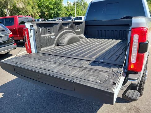 Certified 2024 Ford F250 Lariat w/ Tremor Off-Road Package AWD/4WD image 7