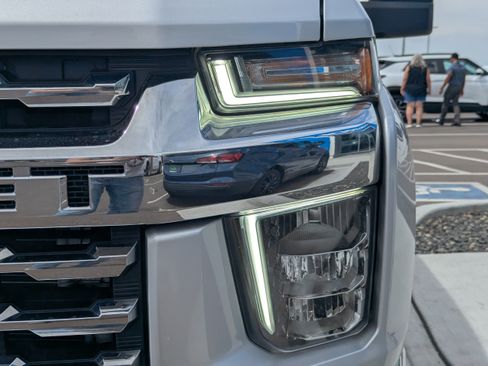 Used 2022 Chevrolet Silverado 3500 LTZ AWD/4WD image 44