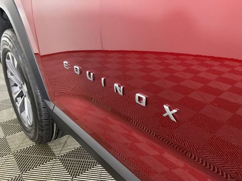 New 2026 Chevrolet Equinox LT w/ Convenience Package II image 30