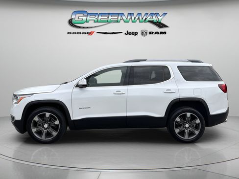 Used 2019 GMC Acadia SLT w/ LPO, Floor Liner Package FWD image 2