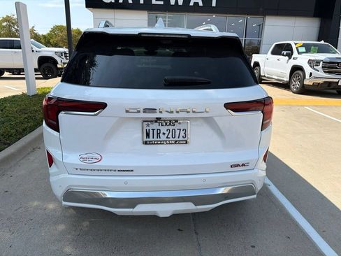 Used 2026 GMC Terrain Denali AWD/4WD image 2