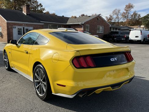 Used 2015 Ford Mustang GT Premium image 5