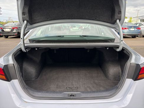 Used 2025 Nissan Altima 2.5 SR FWD image 31