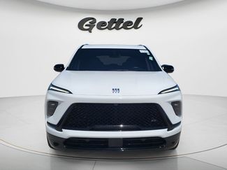 Used 2025 Buick Enclave Sport Touring video 2