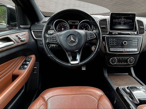 Used 2016 Mercedes-Benz GLE 450 4MATIC Coupe w/ Premium Package image 5