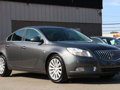 Used 2011 Buick Regal CXL w/ RL3 Preferred Equipment Group image 4