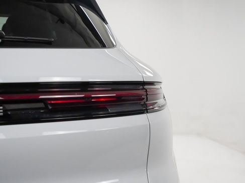 New 2026 Porsche Cayenne S image 12