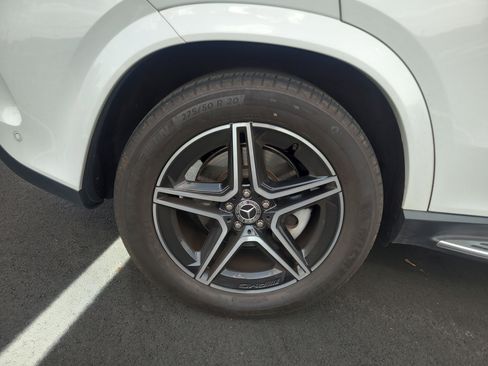 Used 2020 Mercedes-Benz GLE 450 4MATIC image 12