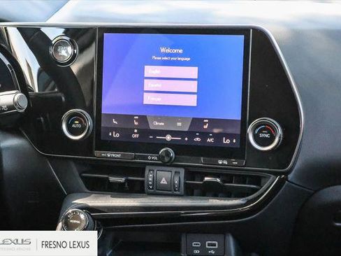 Certified 2025 Lexus NX 250 FWD w/ Accessory Package (2T) image 17