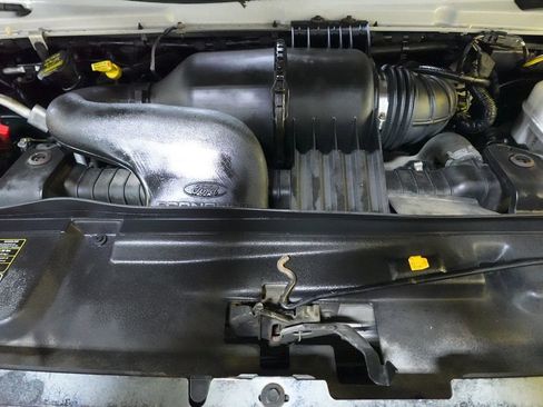 Used 2011 Ford E-350 and Econoline 350 Super Duty w/ PWR Locks & Windows Group RWD image 23