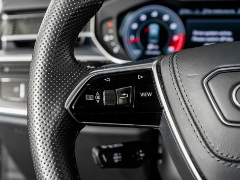 Used 2022 Audi S8 4.0T w/ S8 Executive Package image 43