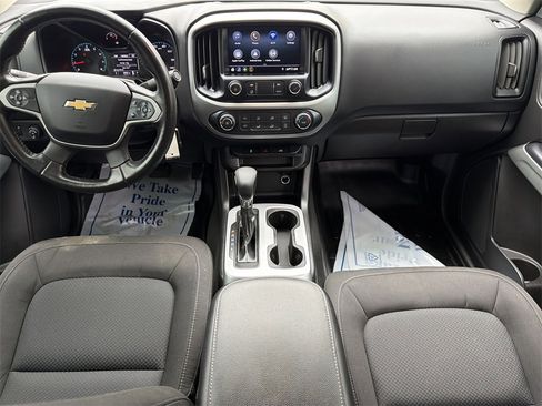 Used 2022 Chevrolet Colorado LT w/ LT Convenience Package image 20