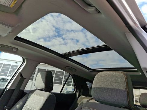 Certified 2023 Chevrolet Equinox LT AWD/4WD image 16