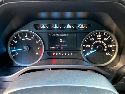 Used 2017 Ford F150 XLT image 24