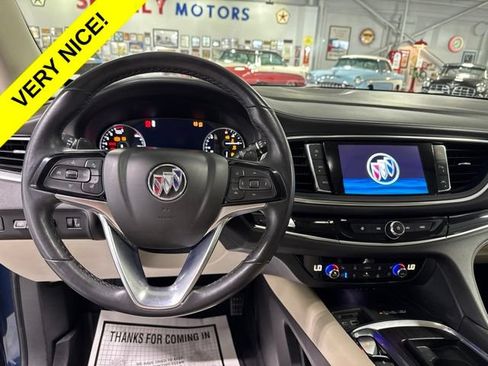 Used 2022 Buick Enclave Avenir w/ Avenir Technology Package AWD/4WD image 16