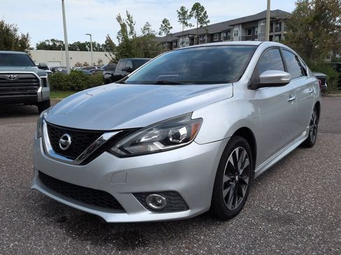 Used 2016 Nissan Sentra SR FWD image 2
