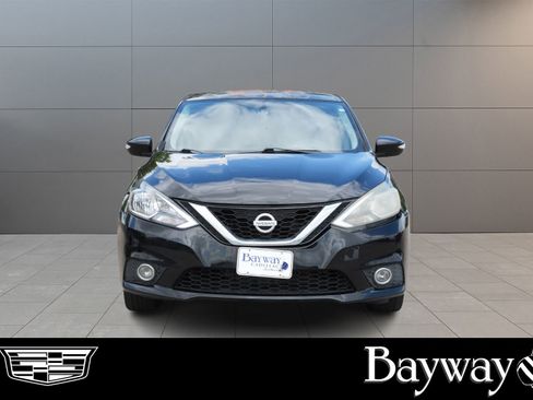 Used 2016 Nissan Sentra SR image 2
