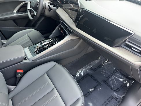 Used 2025 Audi Q5 Premium Plus AWD/4WD image 35