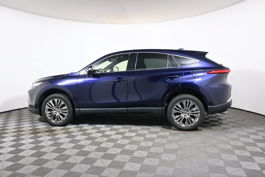 Used 2021 Toyota Venza Limited w/ Advanced Technology Package AWD/4WD image 2