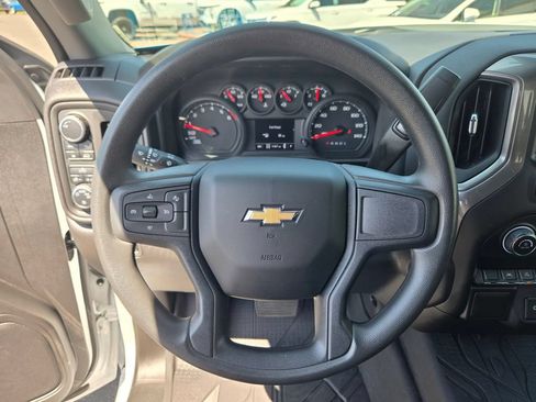 Used 2025 Chevrolet Silverado 1500 Custom AWD/4WD image 20