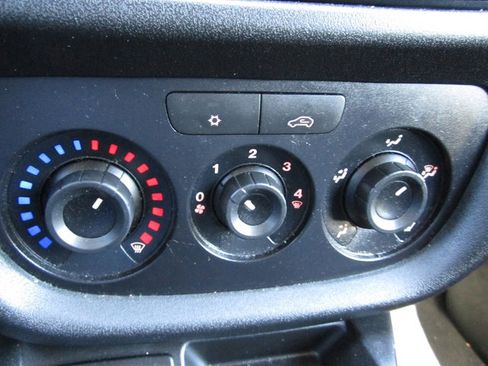 Used 2017 RAM ProMaster City Tradesman w/ Rear Back-up Camera Group FWD image 16