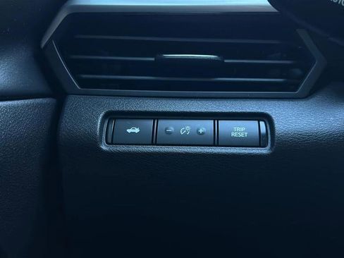 Used 2022 Nissan Altima 2.5 SV image 15