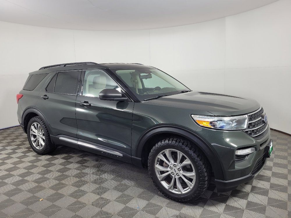 Used 2022 Ford Explorer XLT w/ Equipment Group 202A RWD image 13