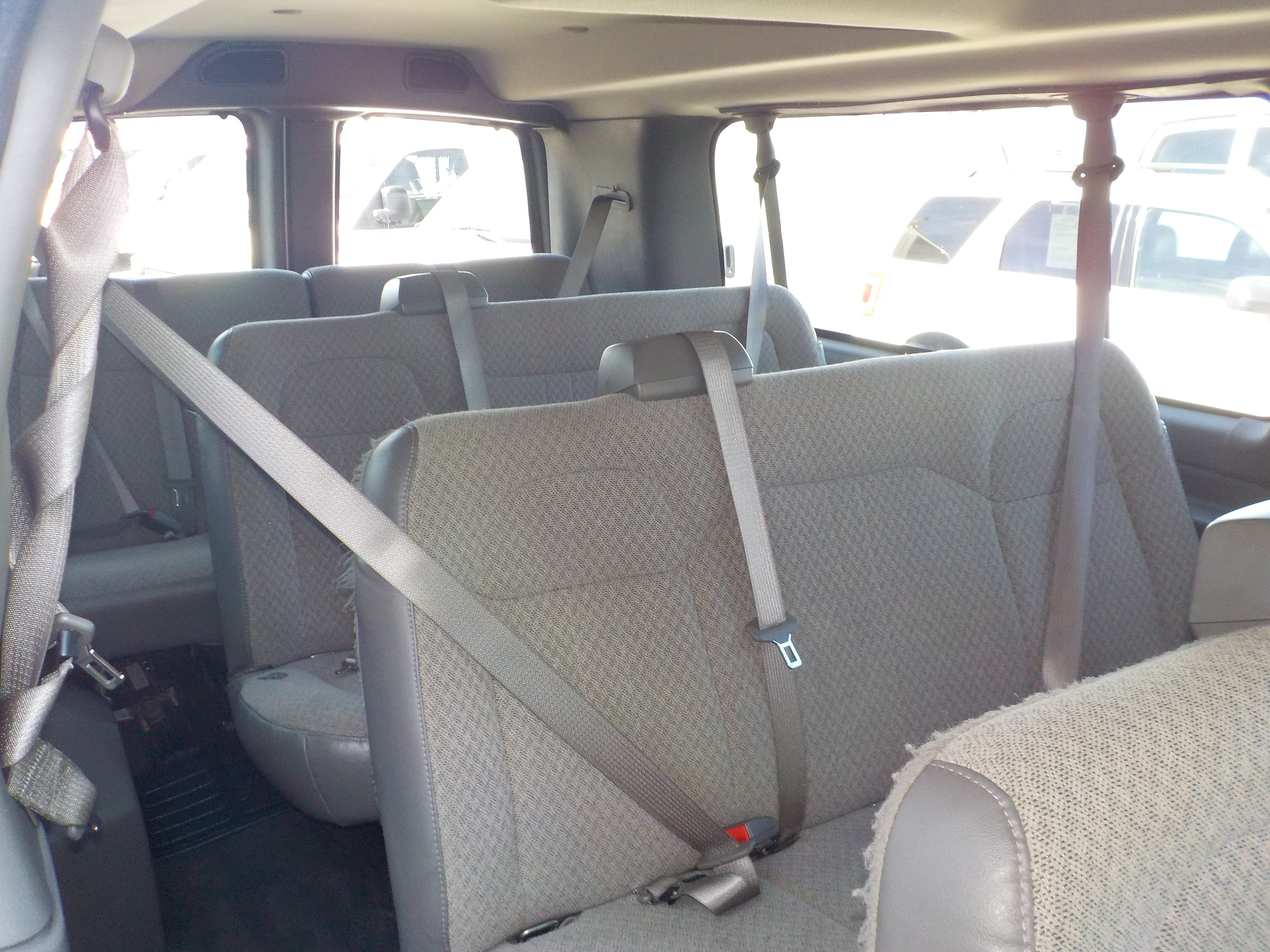 Used 2017 Chevrolet Express 3500 LT w/ LT Preferred Equipment Group RWD image 25