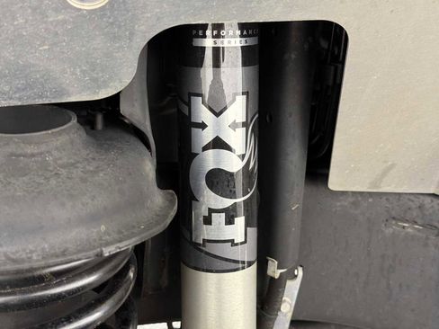 Used 2022 Jeep Wrangler Unlimited Sahara w/ Cold Weather Group image 12